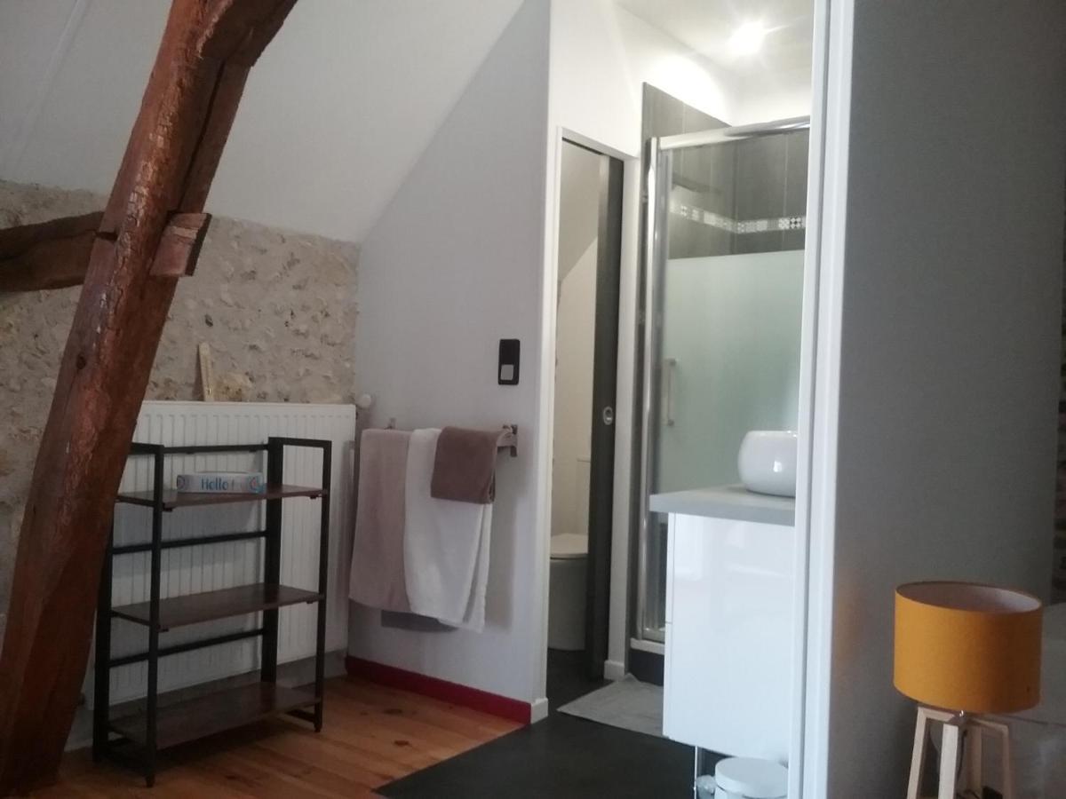Bed and Breakfast Les Hirondelles Onzain Exterior foto